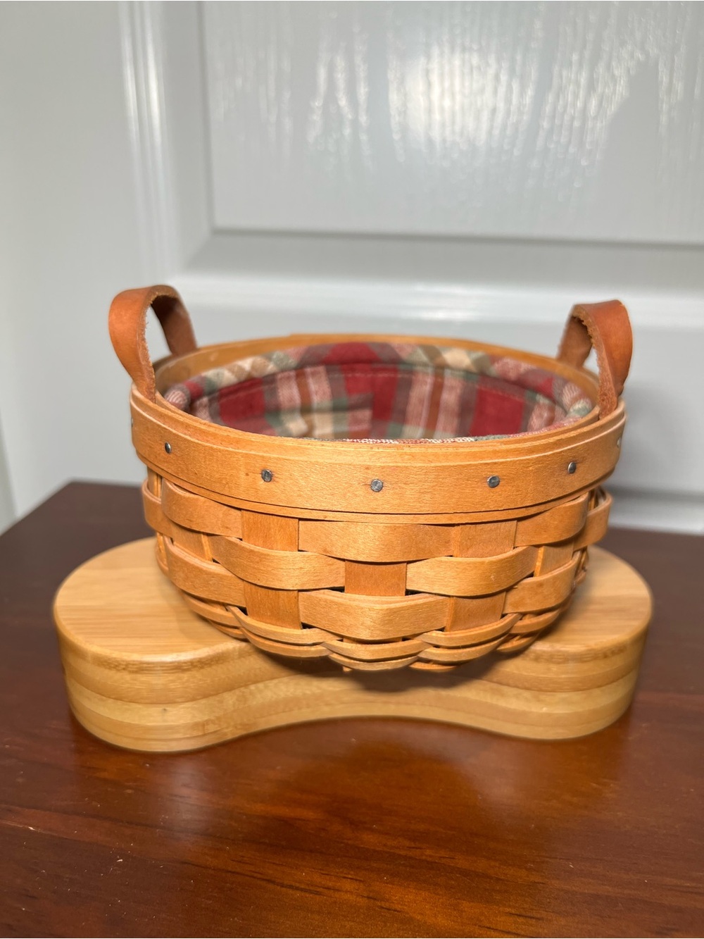 Vtg Longaberger Handwoven Basket with Red Plaid Liner 2002
